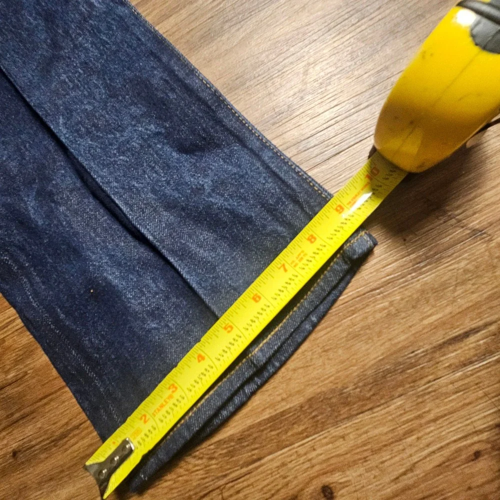 Levi's 501 Original Fit Jeans 40x32 Straight Button Fly‎ Dark Wash Closet Staple